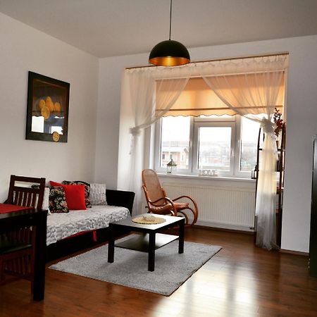 Mm Apartment Argentinska Prag Eksteriør billede