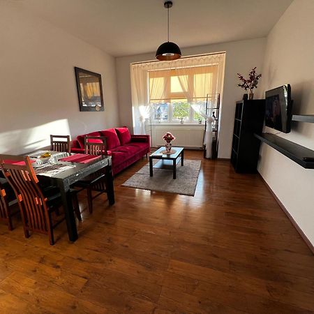 Mm Apartment Argentinska Prag Eksteriør billede
